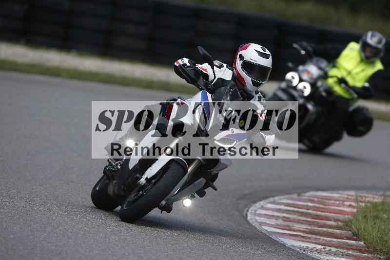Archiv-2023/54 01.08.2023  FREERIDE TRAINING ADR/Gruppe B/1